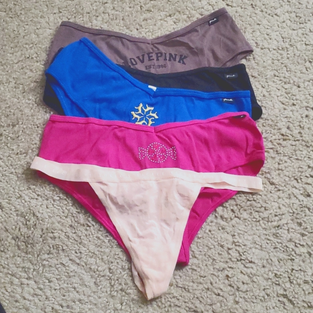 Pink cheekys